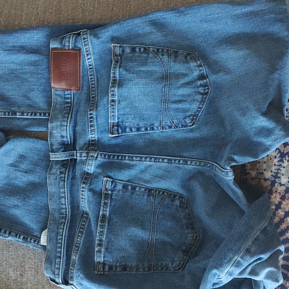 Hollister Jeans 24x32 - Picture 7 of 7